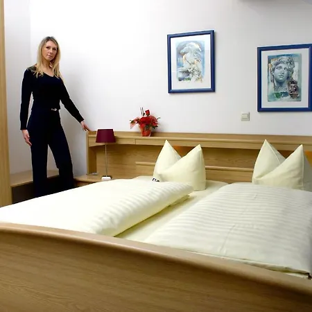 호텔 Karlshof Karlsdorf-Neuthard